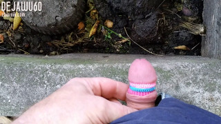 piss na ogródku.mp4