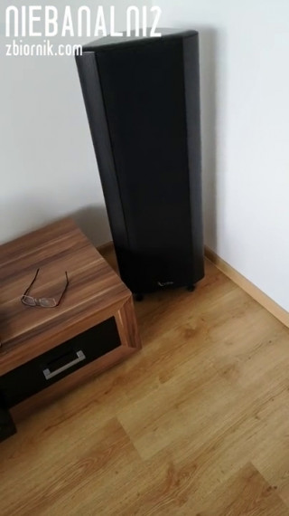 Niebanalni2