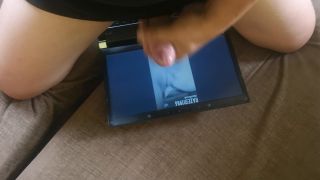 VID_20210829_115956.mp4