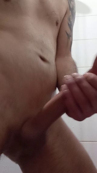 VID_20230201_200129.mp4