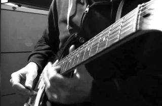 🎸😋