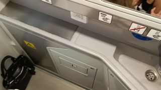VID_20240210_110406.mp4