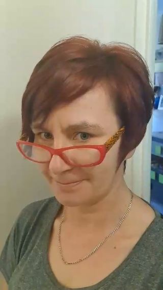 Czerwona81
