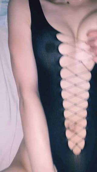 173
