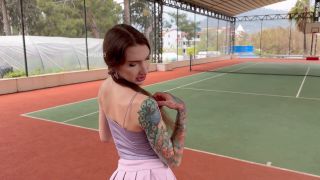 Zerżnął mnie trener tenisa - Szukaj pełnego filmu Livia005