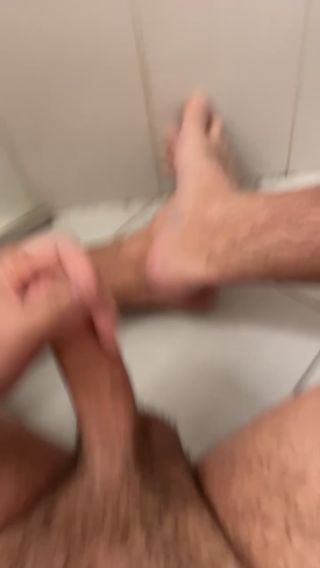 C8D4022E-027E-4241-8191-B3D6C3EFFD5C.mp4