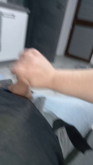 c6be95d8-2297-4e19-9f77-9b924425ce71-1_all_4217.mp4
