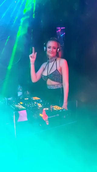 RAVE PARTY ❤️‍🔥