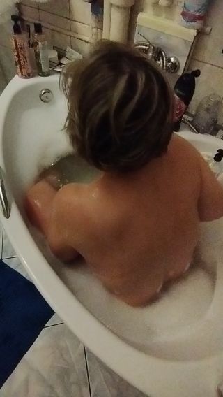 VID_20260403_223226.mp4
