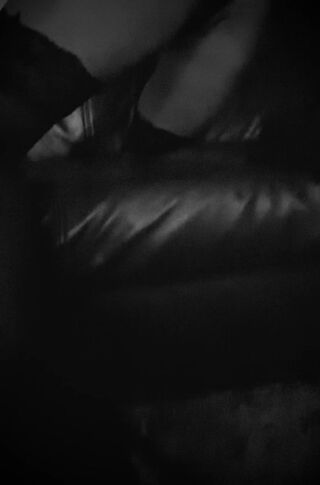 MblackAndWhite