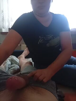 LIVE - 2026-10-04 09:25