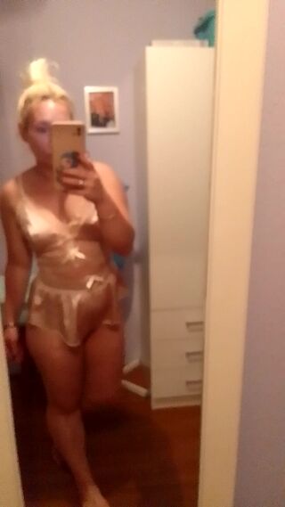 f0ece731-93a3-4b46-bea6-d267ecaa960b-1_all_10014.mp4